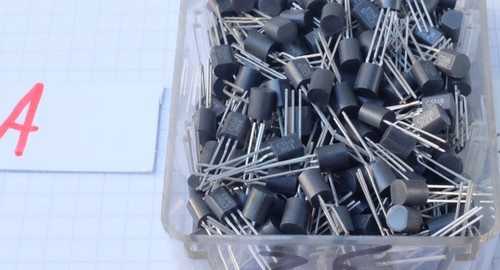 Transistor philips bc556b - 5,