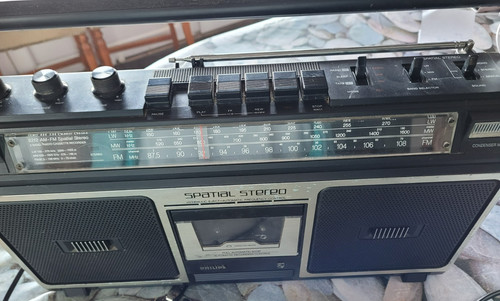Ancien grand transistor - grand,