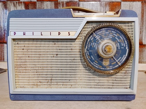 Philips radio transistor - ,
