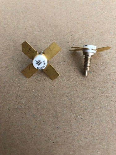 Pezzo blv30 transistor di - pezzo,